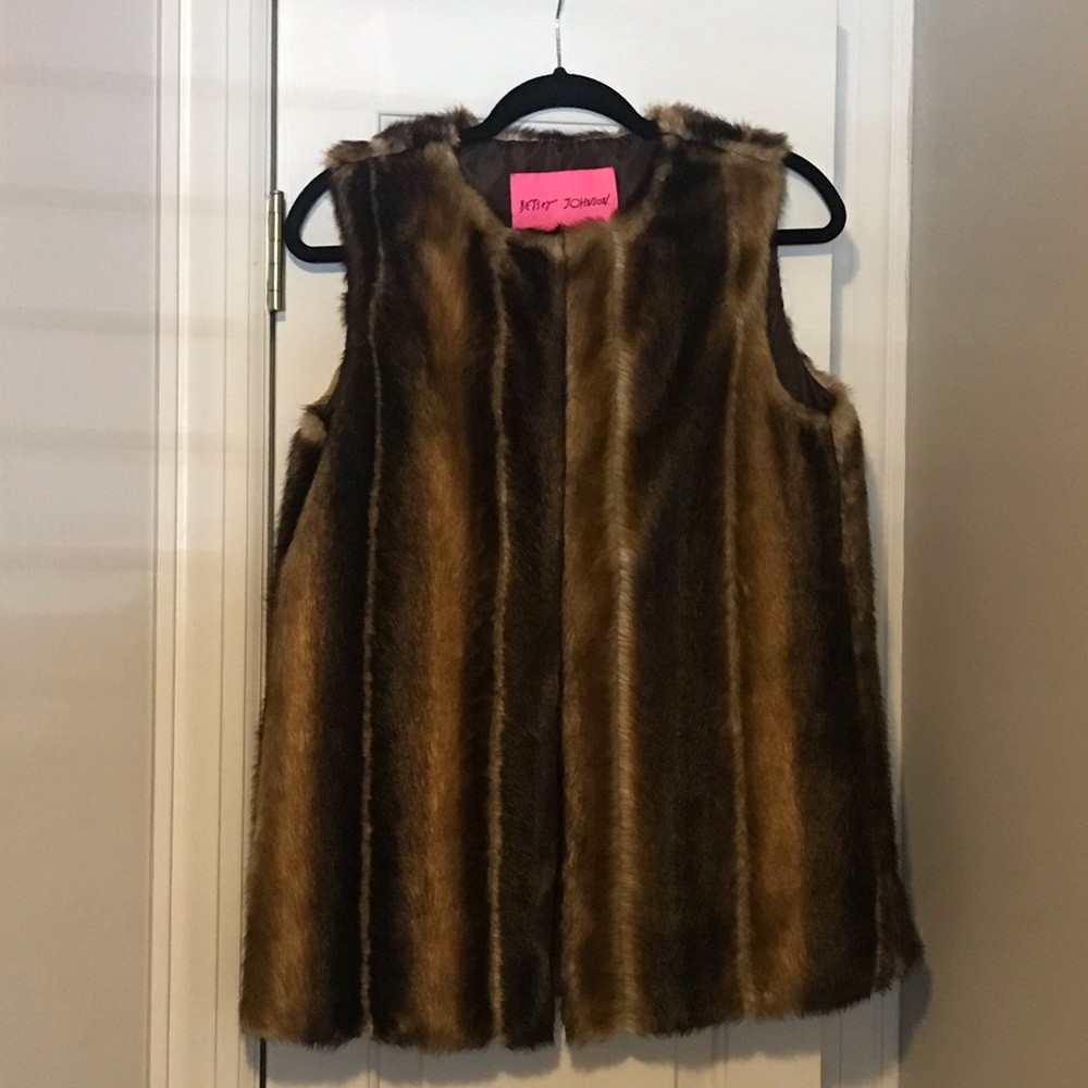 Betsey Johnson faux fur vest